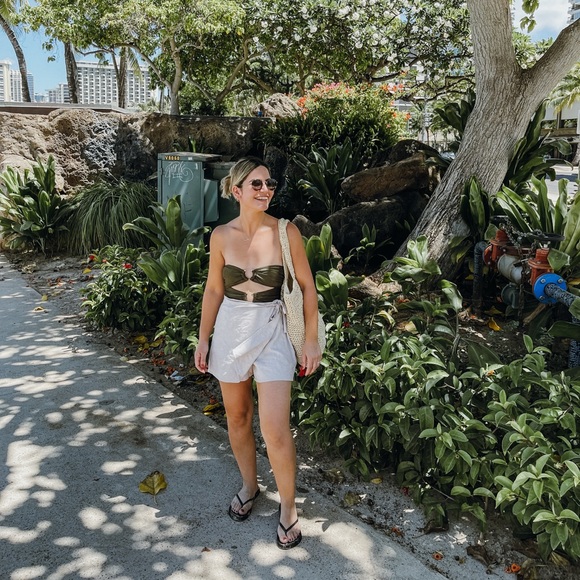 H&M Swimsuit - Picture 4 of 5